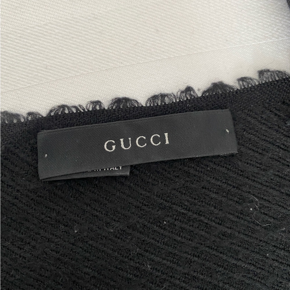 GUCCI Black and Red Scarf - Picture 2 of 5